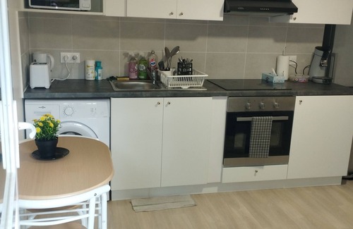 Quartier du Plateau Apartment | Le Petit Viry, à 20min D'orly