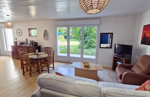 Grezac Apartment | Le Pied du chêne