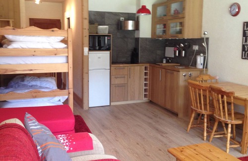 Morzine Apartment | Le Pleney Large Studio, Family Friendly. Morzine, Prime location