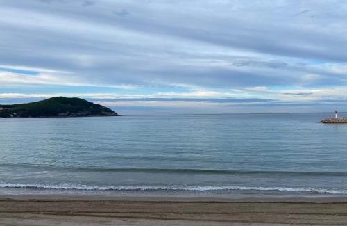 Les Lecques Apartment | Le plus bel emplacement des Lecques ! 3p vue mer