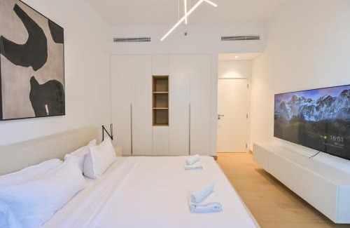 Dubai Apartment | Le Pont, Port De La Mer 1 Bedroom Apartment