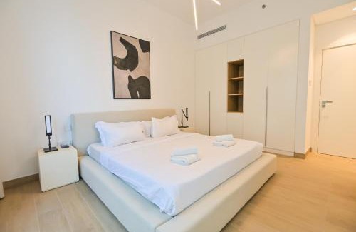 Dubai Apartment | Le Pont, Port De La Mer 1 Bedroom Apartment