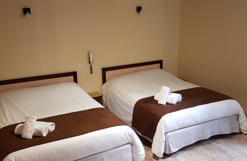 Bourg-Saint-Andeol Hotel | Le Prieuré