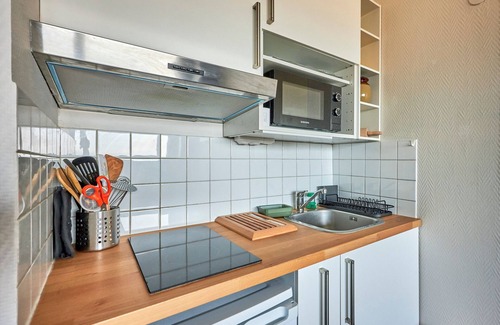 Courseulles-sur-Mer Apartment | Le Répit - Vue port à 200m de la plage