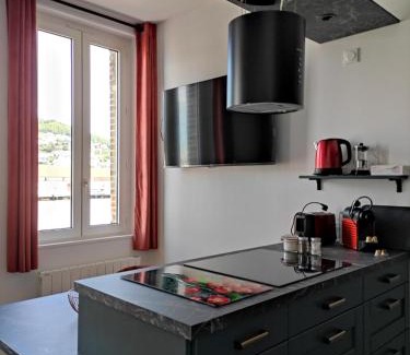 Fecamp Apartment | LE REFLET DES VOILES FACE AU PORT DE FECAMP