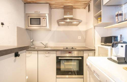 Chamrousse Apartment | Le Refuge - Appt vue montagne