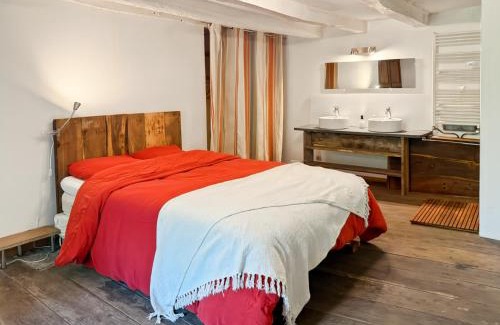 Raulhac House | Le refuge d'Auvergne, calme, 8pers, jardin