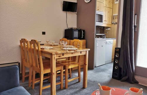 Les Avanchers-Valmorel Apartment | Le Riondet 5 - Charming 2-room apartment with a direct access to the slopes and a view of the.