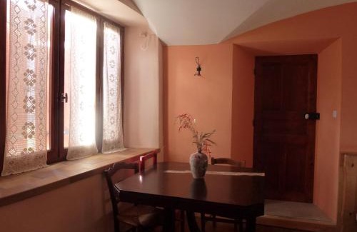 Le Glaizil Bed & Breakfast | Le Rocher des Ducs, Appartement & Chambres, abris voitures et motos