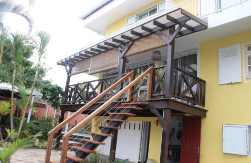 Saint-Benoit Bed & Breakfast | LE RUBINJO 2