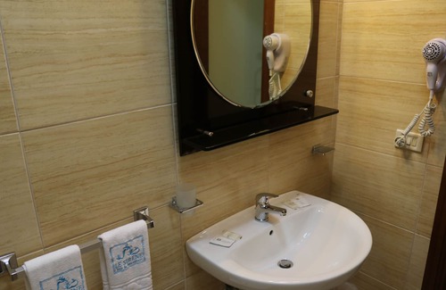 Cellamare Bed & Breakfast | Le Sirene Bed and Breakfast