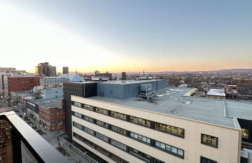 Old Quebec Condo | Le Sky 1102 - with free interior parking + Gym
