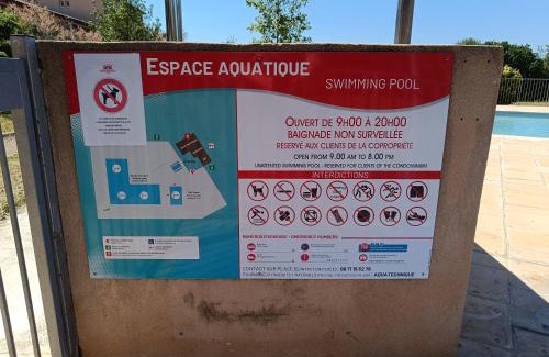 Azille Apartment | Le soleil d Eugènie appartement dans résidence avec Piscine commune près de Carcassonne