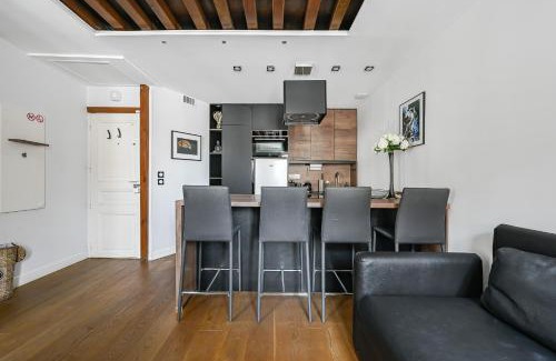 Vanves Apartment | Le Sorrento - 2 prs - Métro 12 - Proche Paris