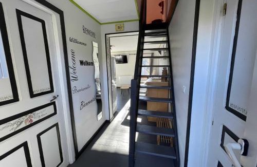 Soulages-Bonneval House | LE SOULAQUET