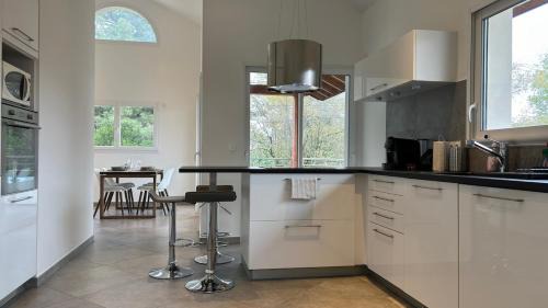 Arthaz-Pont-Notre-Dame Apartment | Le spacieux au dernier étage avec vue dégagée