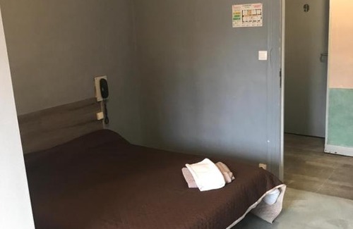 Miroir - Batignolles Hotel | Le Sporting