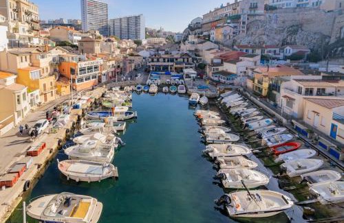 Saint-Victor Apartment | Le St Victor, garage privé, 1 minute du Vieux Port