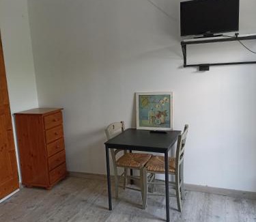 Roquemaure Apartment | le studio