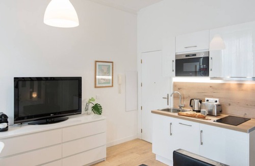 Jean-Medecin Apartment | Le Studio Graphite – Welkeys