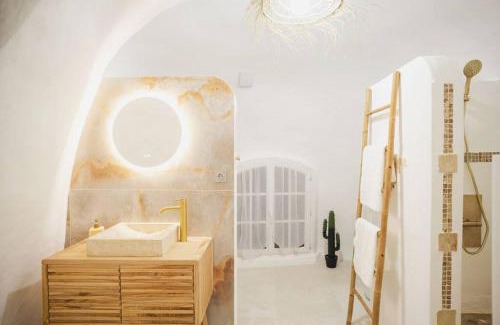 Vienne Apartment | Le temple d'Aphrodite, Appartement avec SPA