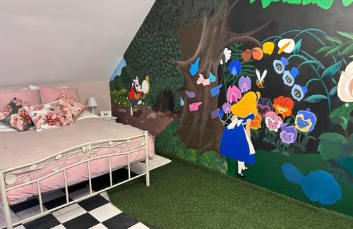 Floyon Bed & Breakfast | Le Terrier d Alice et du lapin