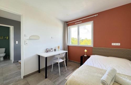 Basse-Goulaine Apartment | Le Tertre - Wifi Fibre, TV, 2 Parkings, Moderne
