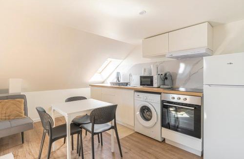 Cote Ouest Ormeaux Apartment | Le Toit Rayonnant