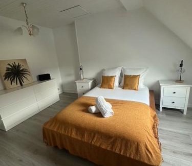 Fontenay-Tresigny Apartment | Le Trésifontain