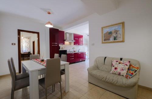 Vacri House | le tre civette - CIVETTA ANNA