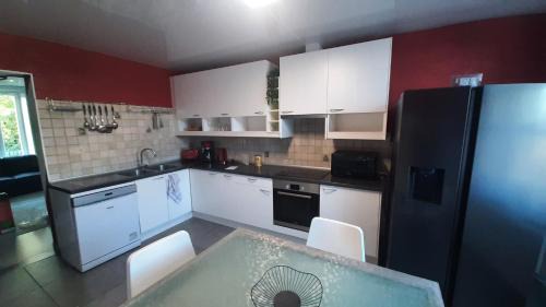 Virton Apartment | Le trio virtonnais - appartement 6pers au centre de la gaume