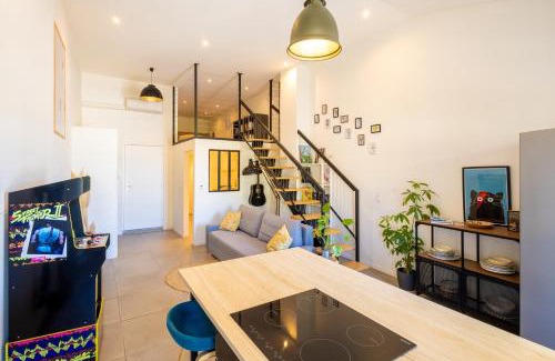 Martigues Apartment | Le Vénitien Loft avec vue sur les voiliers