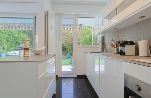 California - Pezou Apartment | Le Val Joli