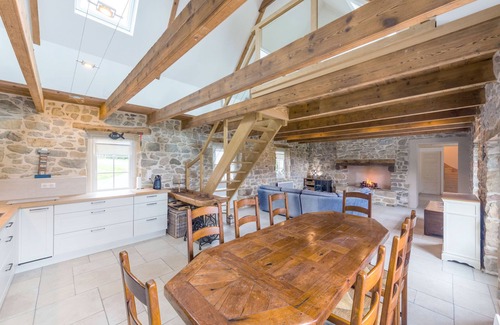 Camaret-sur-Mer House | Le Vieux Chêne by Interhome