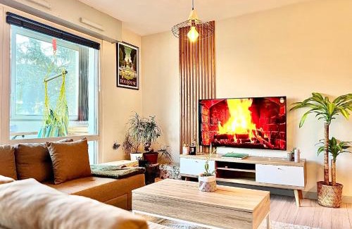 Fontaine-Bayonne-Cartoucherie Apartment | Le zenith - T2 Chaleureux et Lumineux