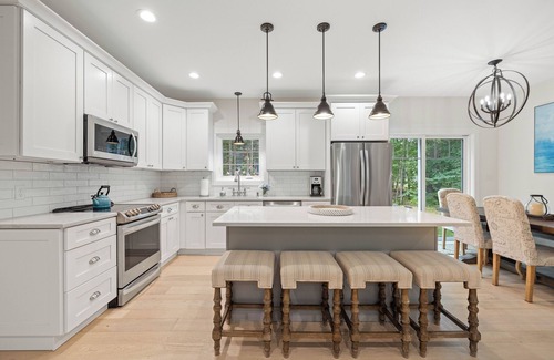 Kennebunk House | Leah Lane - Bright & Renovated Kennebunk Beach House