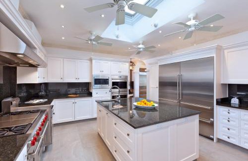 Little Battaleys Villa | Leamington Pavilion by Blue Sky Luxury