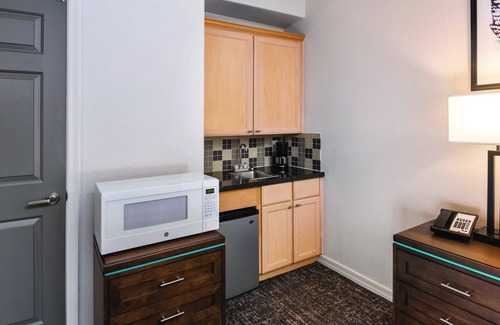 South Scottsdale Resort | Leave your worries at the door!