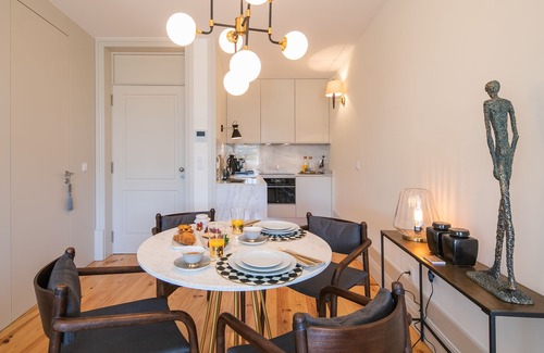 Uniao de Freguesias do Centro Apartment | LEBAZI DOURO - Unlock the Secrets of Douro River in a Magical Home - WIFI AIRCO