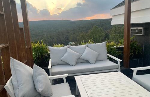 Mahabaleshwar Hotel | Leela Resort, The Exotic Boutique Hotel - Pure Veg