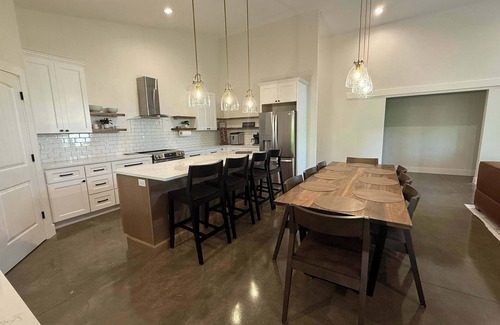 Cedar House | Leelanau Day Tripper - Modern Barndominium Retreat | Sauna Bikes Beaches W