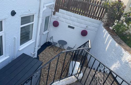 Conwy House | Leerick Cottage