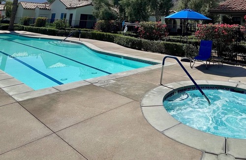 La Quinta Condo | LEGACY VILLAS Rare Single-story 3BR Villas Between Two Salt-water Pools! #111050