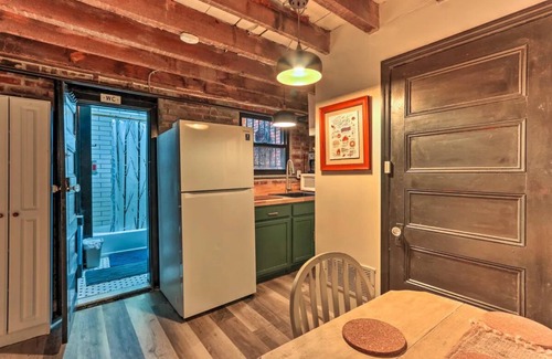 Historic Downtown House | Legal historic home 7 min train to NYC with yard