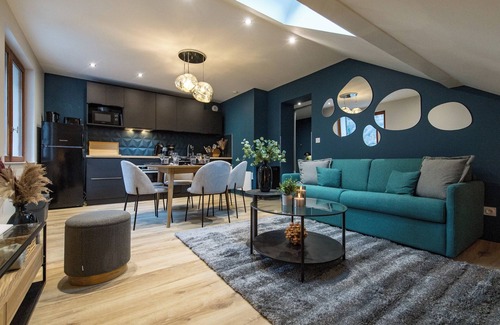 Saint-Michel-de-Maurienne Apartment | Legendary ski & cycling – 4 to 6 guest getaway