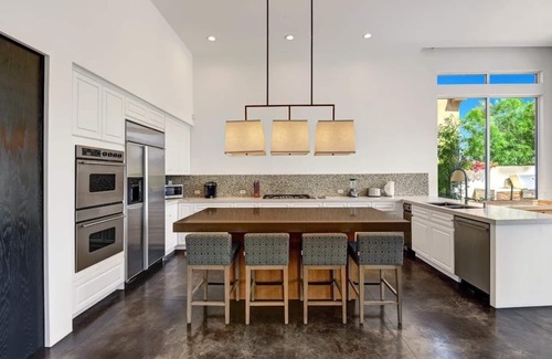 La Quinta Villa | Legends by AvantStay | Stunning Golf Villa Featuring Spa, Pool & Fire-Pit