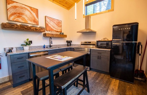 Logan Cabin | Legends Lane E - Hosted by The Chalets
