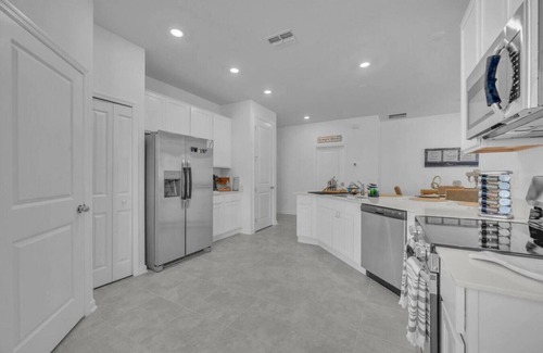 Winter Haven Apartment | LegoRetreat- Game Room/Legoland/Peppa Pig/Dinning