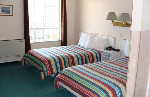 Timiskaming District Hotel | LEISURE INN