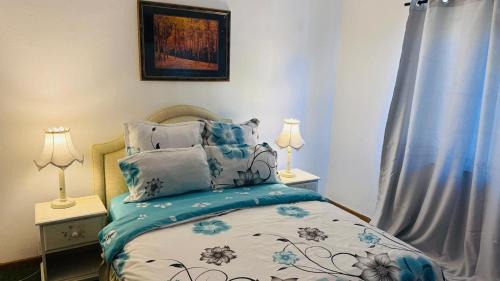 Parow House | Leisure Lodges Middle Room